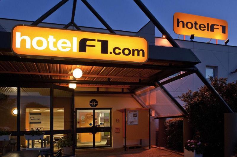 Hotelf1 La Rochelle Rénové
